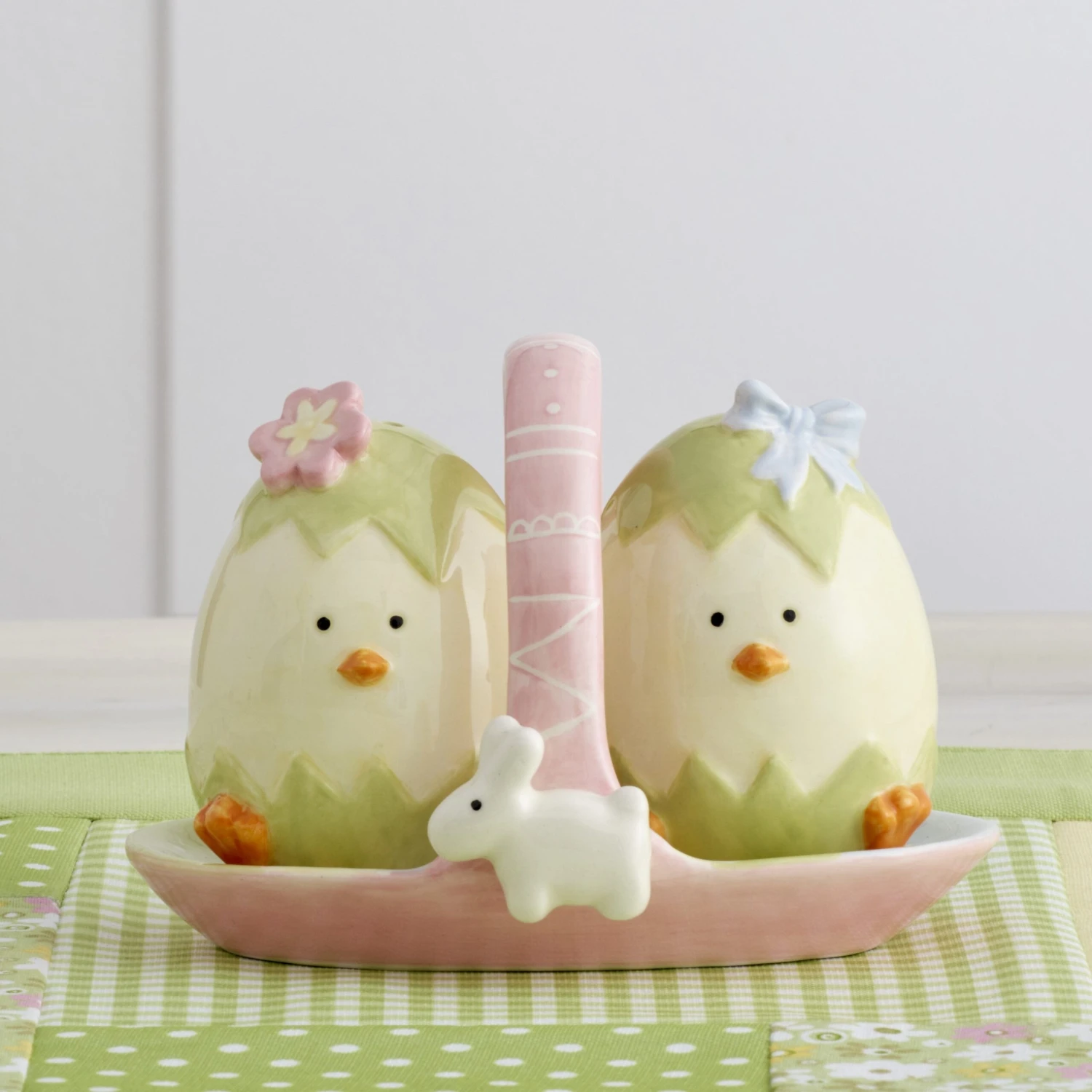 Spring Chicks Easter Salt And Pepper Set With Caddy 4 Spring Chicks Easter Salt And Pepper Set With Caddy - Image 2