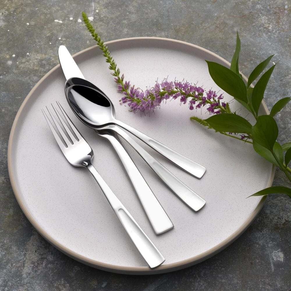 Danford 16 Piece Flatware Set, Service For 4 4 Danford 16 Piece Flatware Set, Service For 4 - Image 2